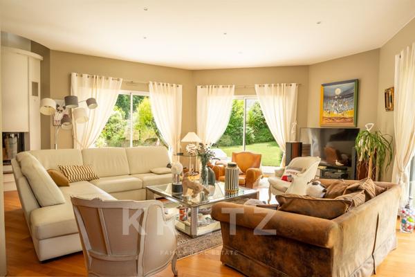 Maison d'Architecte d'Exception à Bohars –  300 m² aux portes de Brest, en bordure de forêt