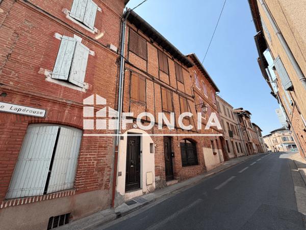 Location Studio meublé 22.03 m² - 66 Rue Porta Albi 81000