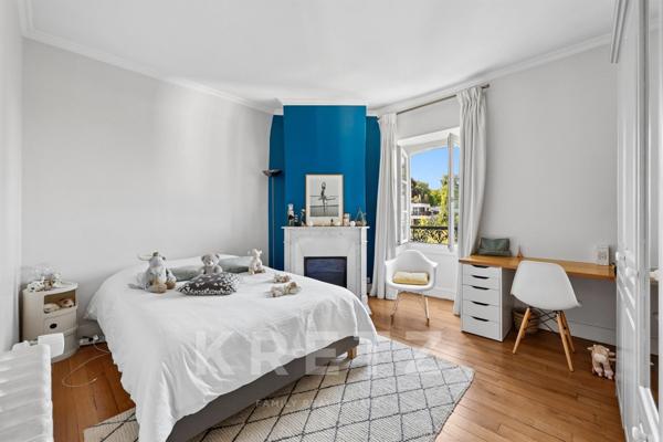 Maison de charme avec jardin dans une allée privée