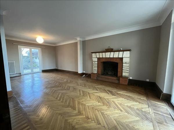 Maison à vendre |  Mussidan |  6 pièces | 147 m²