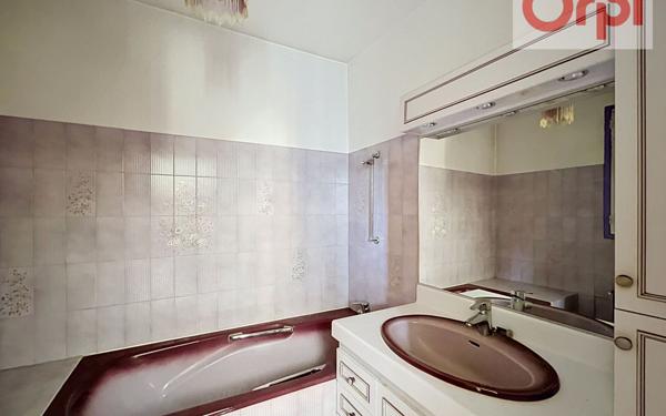 Maison à vendre    5 pièces •  Choisy-le-Roi