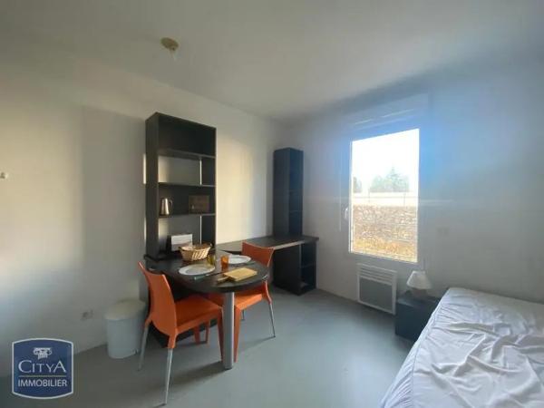 Appartement à louer 1 pièce 19m² Nîmes (30000)