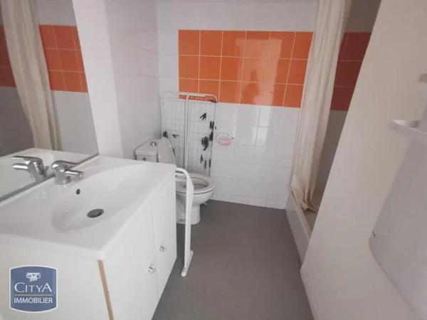Appartement à louer 1 pièce 19m² Nîmes (30000)