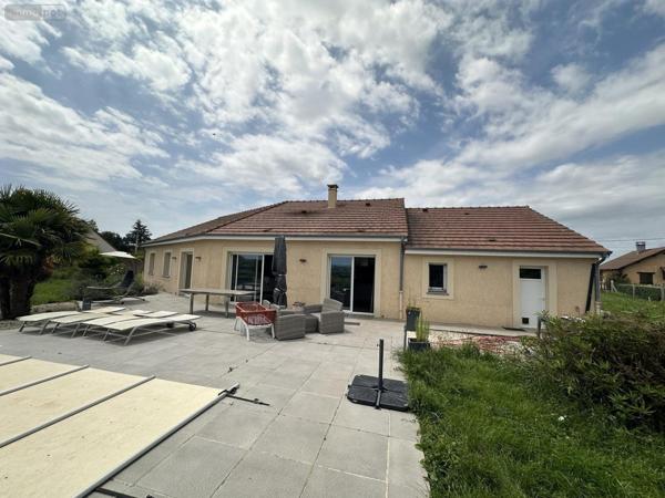 Maison à vendre à Saint-Rémy-en-Rollat dans l'Allier (03110), ref : 2024/862-03020