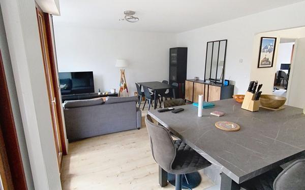 Appartement à louer    3 pièces • 66,35 m2 Annemasse