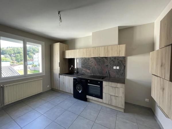 Appartement à louer à Firmi (12300)