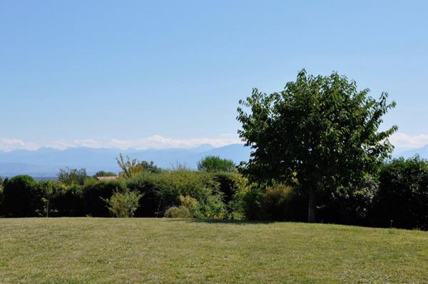Maison contemporaine de prestige avec vues Alpes et Jura