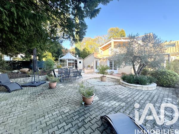 Maison à vendre 6 pièces 162 m² Bourg-Saint-Andéol