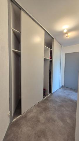 Appartement Grenoble 2 pièce(s) 52.46 m2