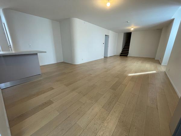 A LOUER - NANTES JARDIN DES PLANTES - SPACIEUX T4 DUPLEX avec PARKING
