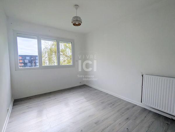 Appartement Nantes 2 pièce(s) 47.81 m2 - Place de parking - Cave