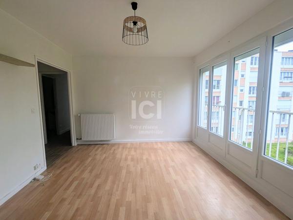 Appartement Nantes 2 pièce(s) 47.81 m2 - Place de parking - Cave