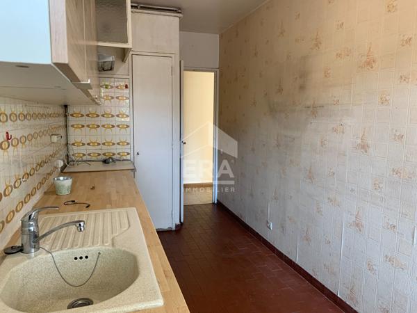 A VENDRE 13015  MARSEILLE 15EME APPARTEMENT  T2 46M², BALCON, CAVE, PLACE DE PARKING  RESIDENCE VAL DES PINS