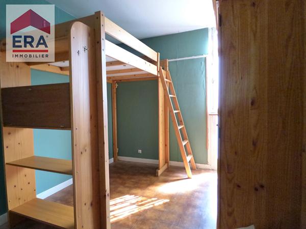 A VENDRE MARSEILLE13014 SECTEUR BON SECOURS APPARTEMENT DE TYPE 3  BALCON CAVE GARAGE.