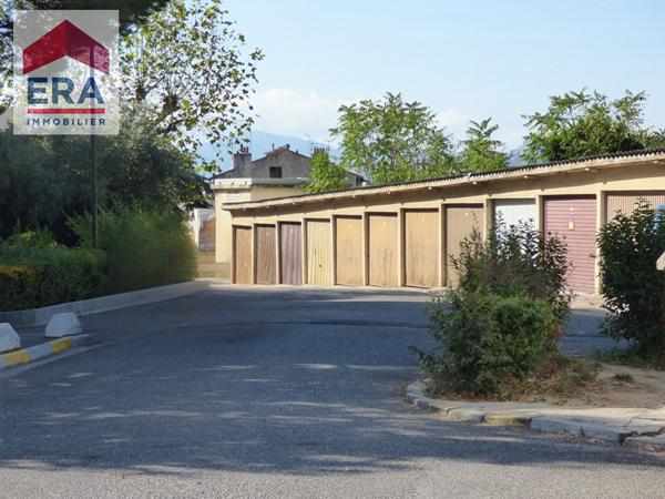 A VENDRE MARSEILLE13014 SECTEUR BON SECOURS APPARTEMENT DE TYPE 3  BALCON CAVE GARAGE.