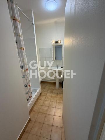 T1 meublé de 22.35m² dans le 8éme arrondissement