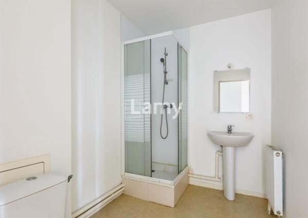 Parking + appartement