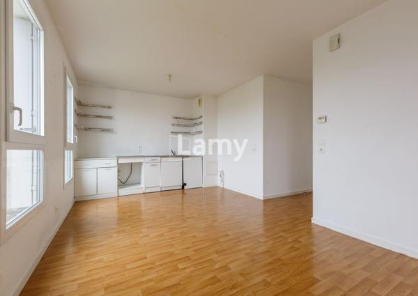 Parking + appartement