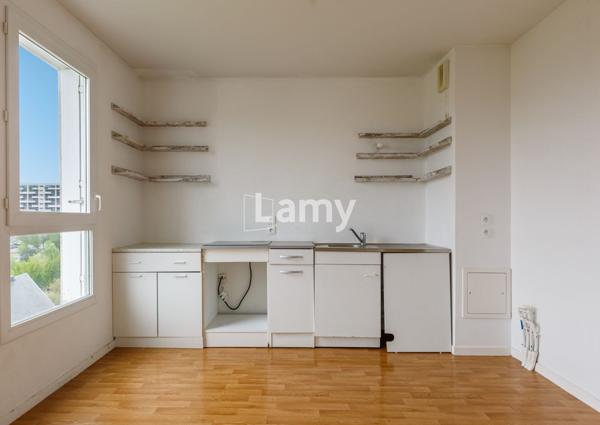 Parking + appartement