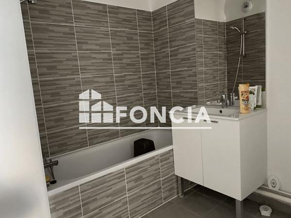 Location Appartement 2 pièces 42.9 m² - 8 ALLEE DE L'ECHAUGUETTE Amiens 80000