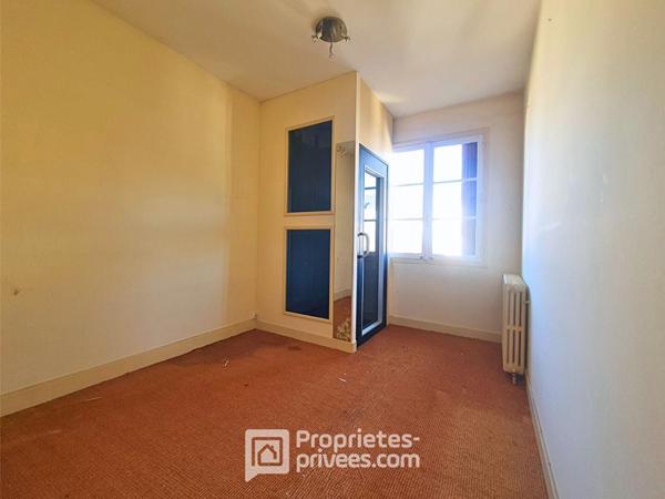 EXCLUSIVITÉ À VENDRE 37000 TOURS : Immeuble 365 M2  cour/jardin