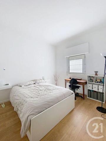 Appartement F3 à vendre  3 pièces - 67,40 m 2   PARIS  - 75015