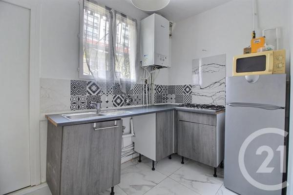 Appartement F2 à vendre  2 pièces - 46,70 m 2   PANTIN  - 93