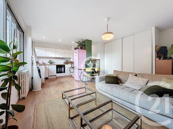 Appartement F2 à vendre  2 pièces - 46,70 m 2   PANTIN  - 93
