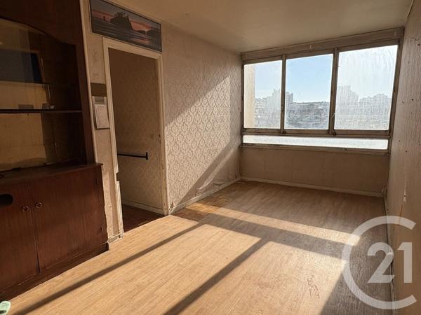 Appartement F2 à vendre  2 pièces - 46,70 m 2   PANTIN  - 93
