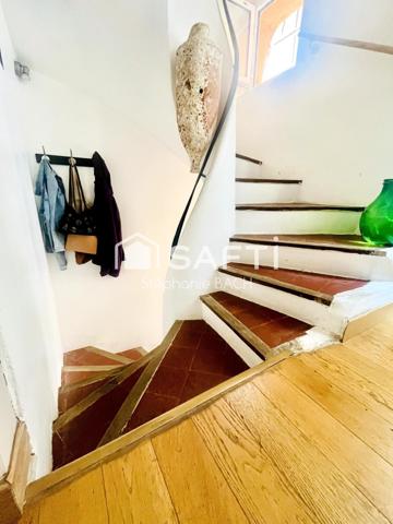 EXCLUSIVITÉ – Maison de ville avec garage au cœur du Beausset – Stéphanie Bach Immobilier