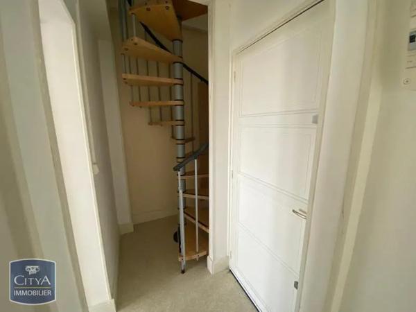 Appartement à louer 3 pièces 69.1m²