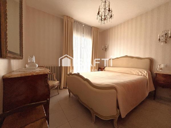 Maison non mitoyenne 3 chambres avec garage et jardin