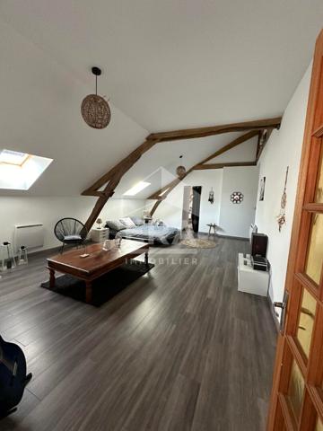 Splendide maison individuelle de campagne à vendre à Saint Martial d'Artenset Montpon-Menesterol - Un havre de paix de 257 m²