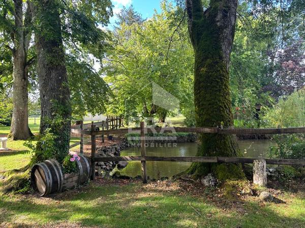 Splendide maison individuelle de campagne à vendre à Saint Martial d'Artenset Montpon-Menesterol - Un havre de paix de 257 m²