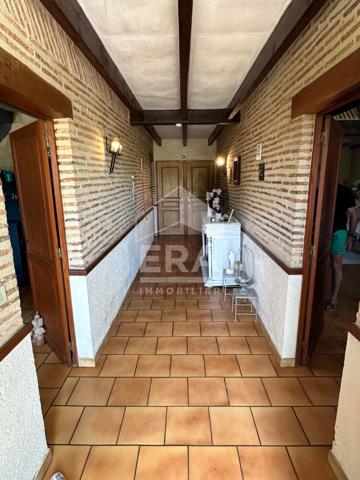Splendide maison individuelle de campagne à vendre à Saint Martial d'Artenset Montpon-Menesterol - Un havre de paix de 257 m²