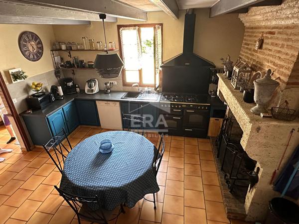 Splendide maison individuelle de campagne à vendre à Saint Martial d'Artenset Montpon-Menesterol - Un havre de paix de 257 m²