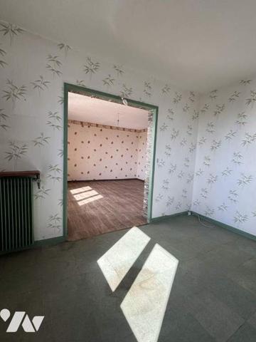 Plein centre 2 chambres, balcon, parking et cave!