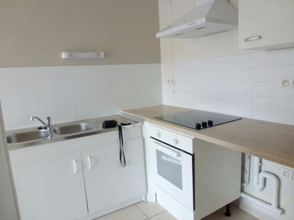 Appartement Nimes 2 pièces avec terrasse et garage