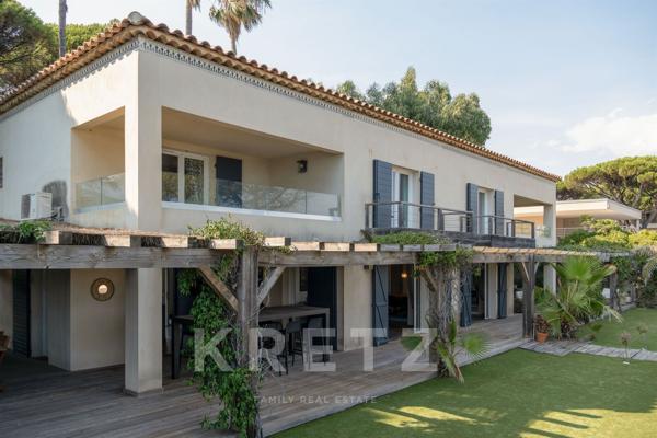 Maison familiale sur la plage de Cavalaire