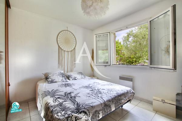 LATTES - VILLA PLAIN PIED - 90M2 ENVIRON - GARAGE 20M2 - TERRAIN 450M2 - PROCHE TRAMWAY ET COMMERCES