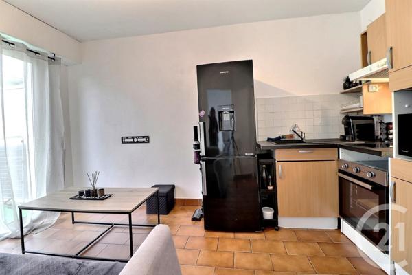 Appartement T2 à vendre  2 pièces - 23,20 m2 FREJUS - 83