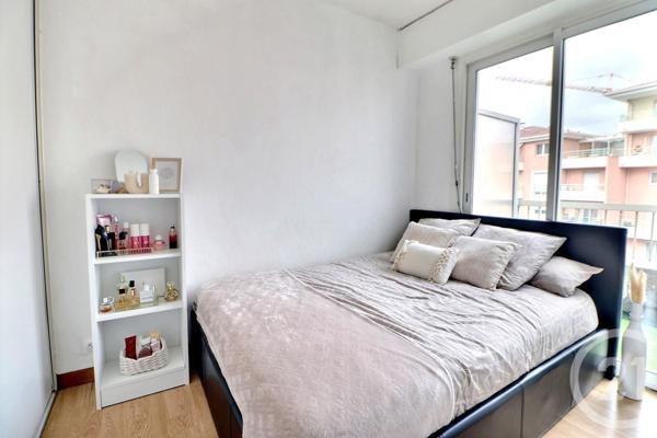 Appartement T2 à vendre  2 pièces - 23,20 m2 FREJUS - 83