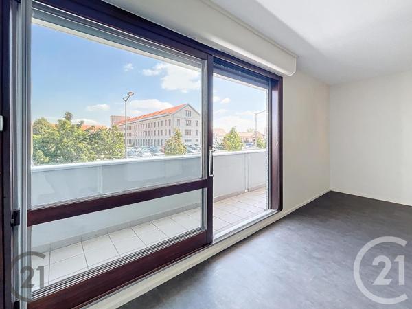 Appartement F4 à vendre  4 pièces - 98,46 m2 RIOM - 63