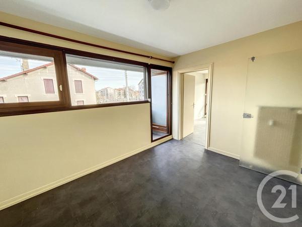 Appartement F4 à vendre  4 pièces - 98,46 m2 RIOM - 63