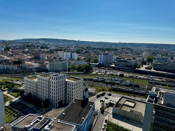Nancy Hyper centre - Appartement 3 chambres - parking - ascenseur