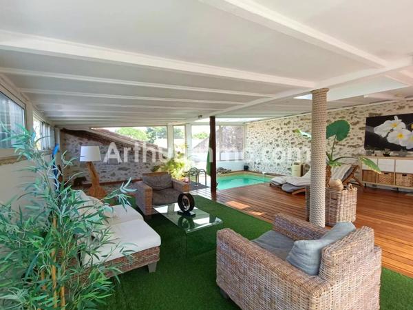 Vente Maison de ville 5 pièces 208 m2 à Maraussan