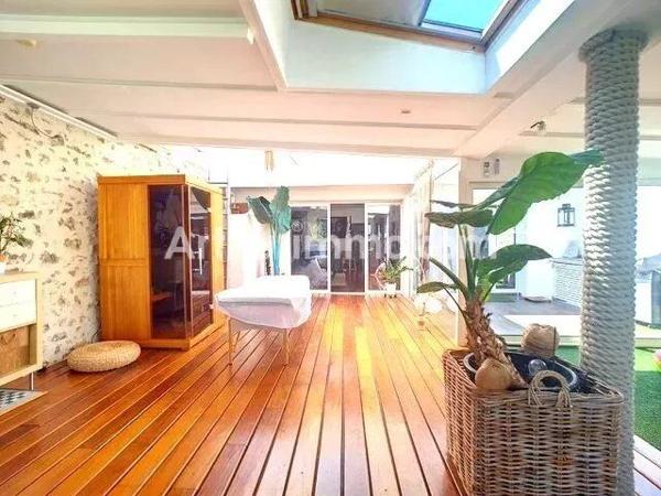 Vente Maison de ville 5 pièces 208 m2 à Maraussan