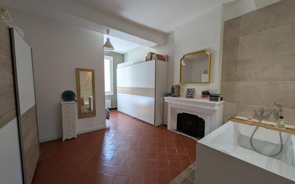 Maison à vendre    3 pièces •  Pézenas