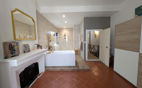 Maison à vendre    3 pièces •  Pézenas