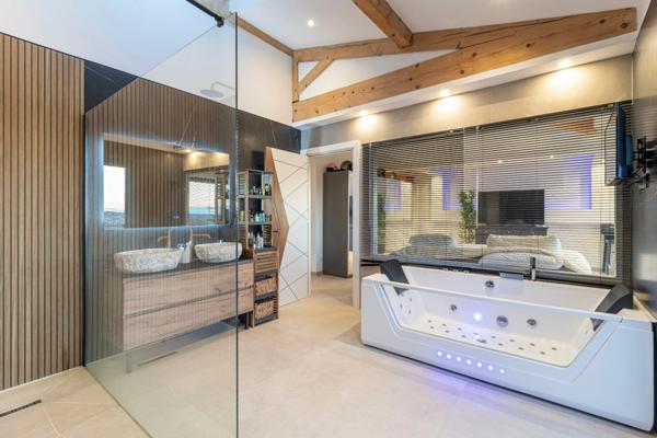 Maison à LE LOGIS NEUF (13190)